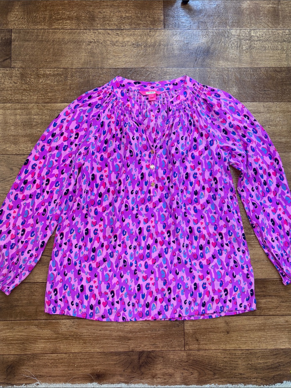 Lilly Pulitzer Elsa Top Spotted in Love 100% Silk Blouse Animal Print Button